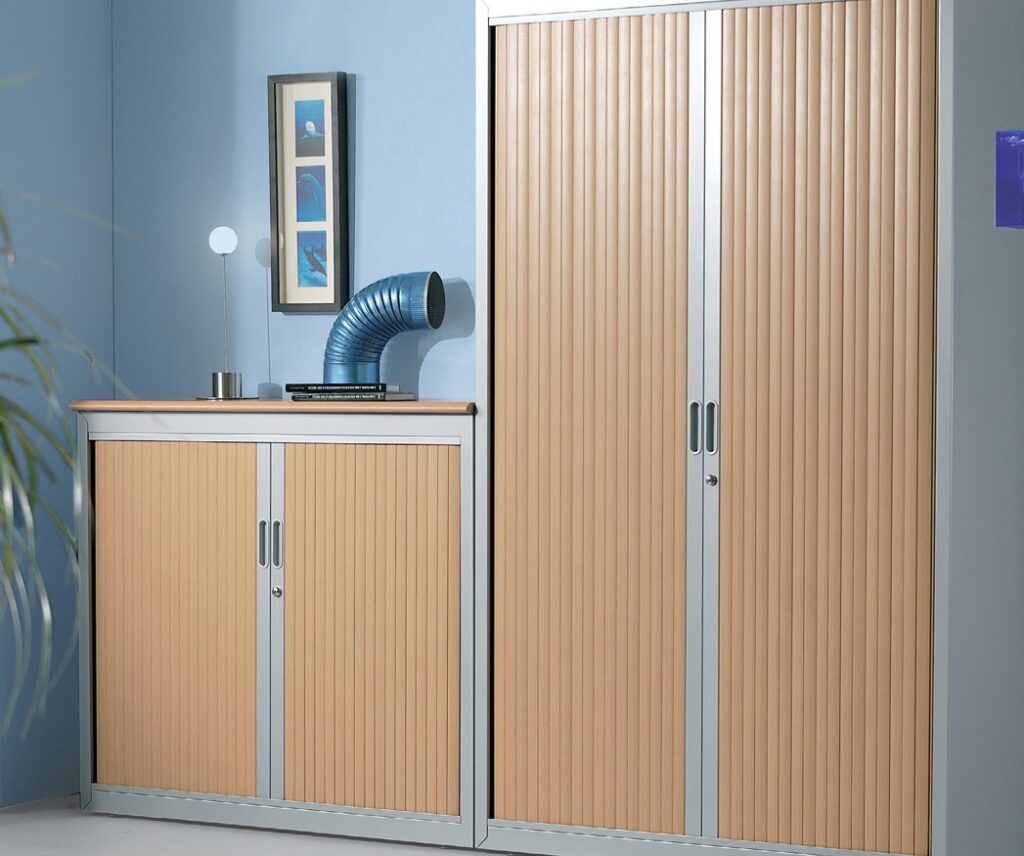 Gamme d'Armoires de Bureau avec Fermeture à Portes Rideaux