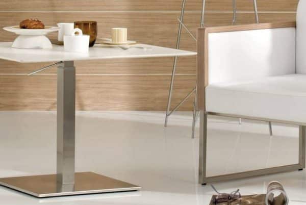 Fauteuil de restaurant avec accoudoirs BOX