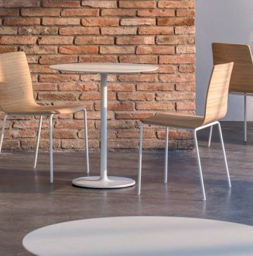 Chaise de restaurant en chêne INGA Plywood