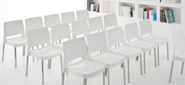 Chaise de formation empilable JOI