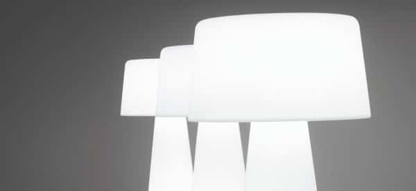 Lampadaire contemporain en polyéthylène TIME OUT – Image 2