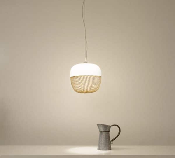 Lampe suspendue en verre soufflé opalin Afra – Image 3