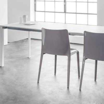 Table pour Espaces Collectifs More