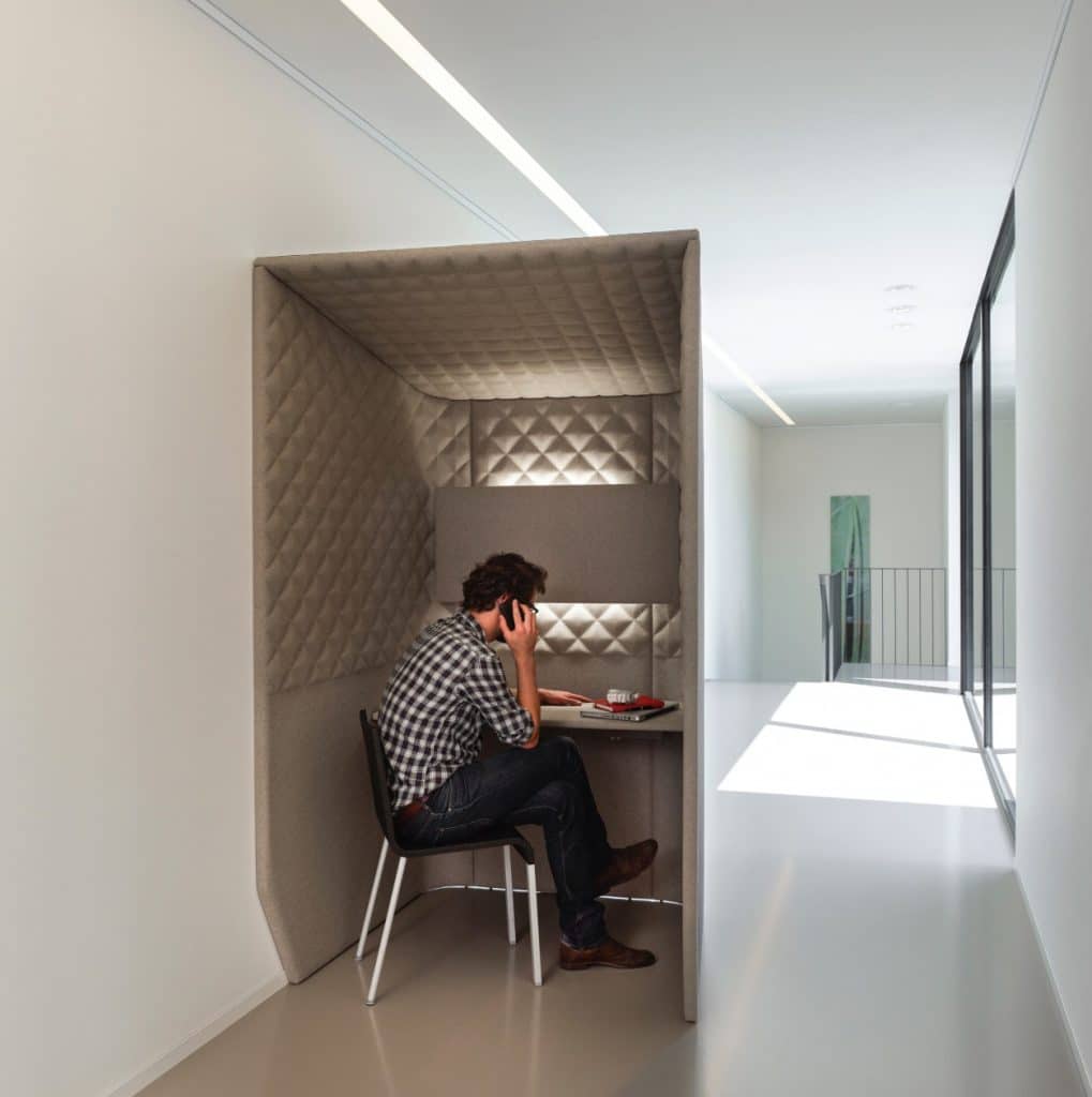cabine acoustique de bureau en feutre buzzibooth cabine acoustique de bureau en feutre buzzibooth