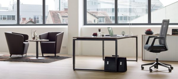 Bureau droit au design sobre PURE