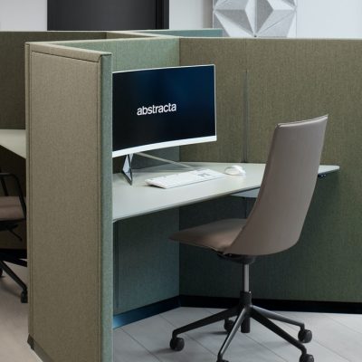 Bureau avec cloison de séparation acoustique My Hive