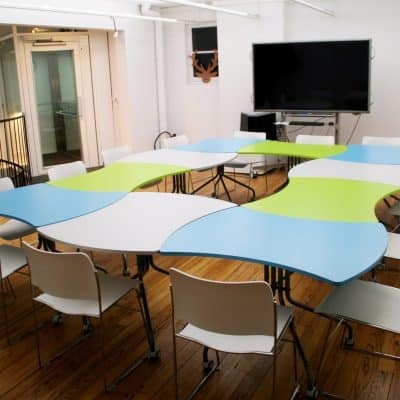 Table de réunion modulable pliante Ginkgo