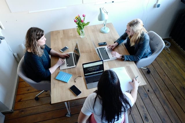 avantages desk sharing