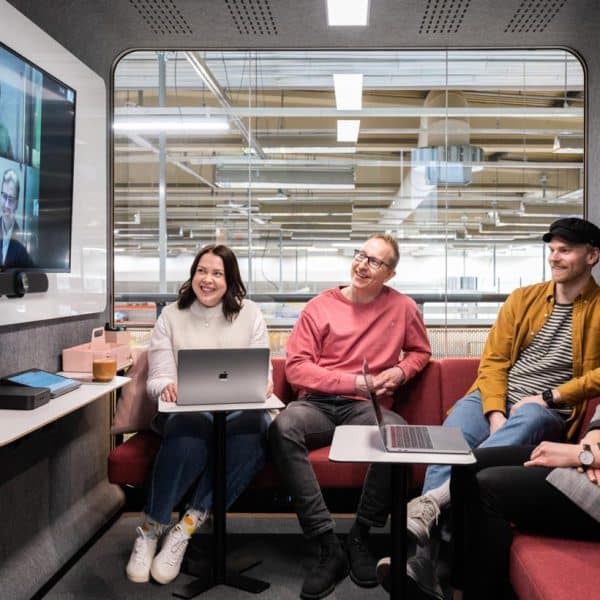 pod acoustique de bureau pour 2 à 4 personnes framery q2